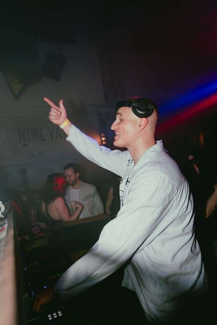 Say Lez live photo 20